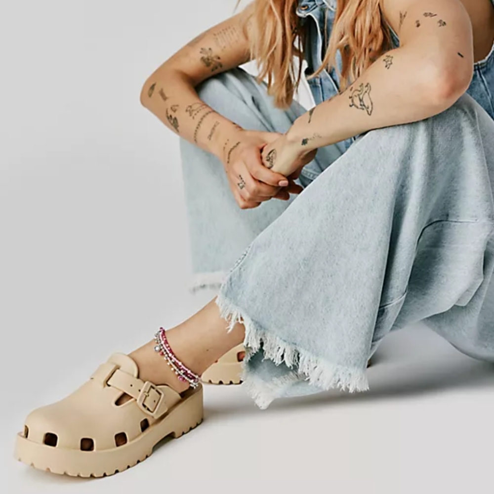 Free People Karlie Tan EVA Buckle Slip On Clogs - Picture 4 of 12